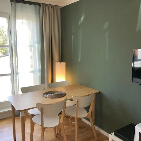 Haus Schlaraffenland شقة